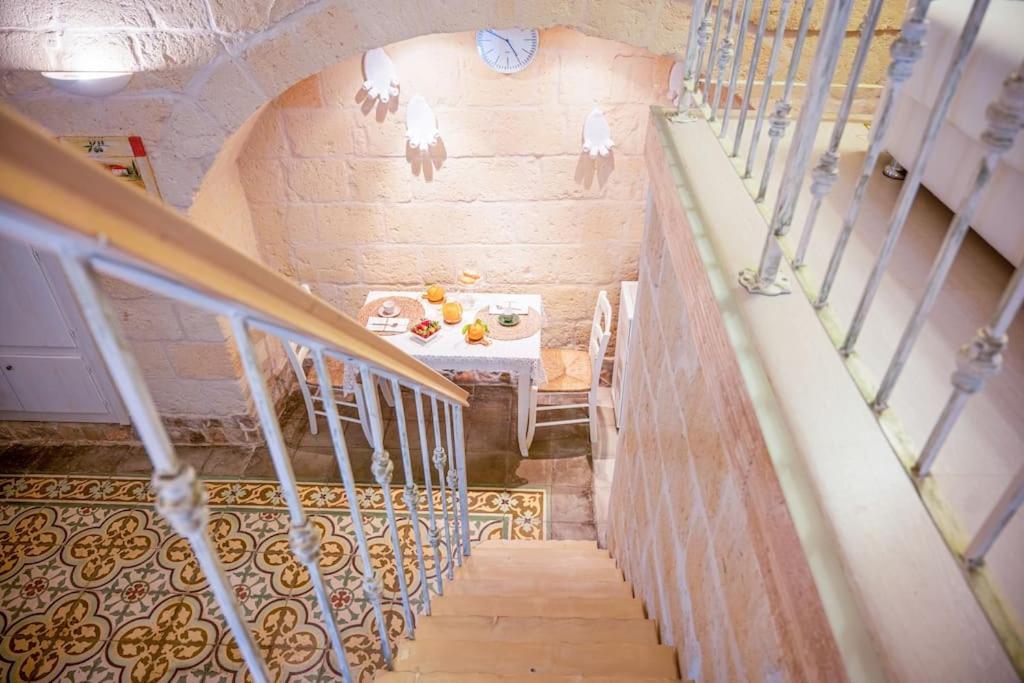Borgo Antico-Centro Storico Casa Ventosa Leilighet Oria  Eksteriør bilde